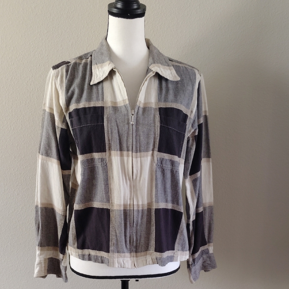 Giselle Apparel Zip-Up Unlined Jacket - M